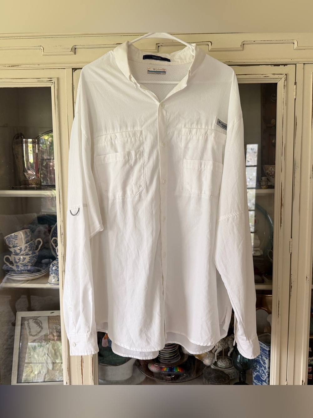 Columbia Men’s White Lightweight Long-Sleeve Shirt Jacket - Vented Outdoor Shirt